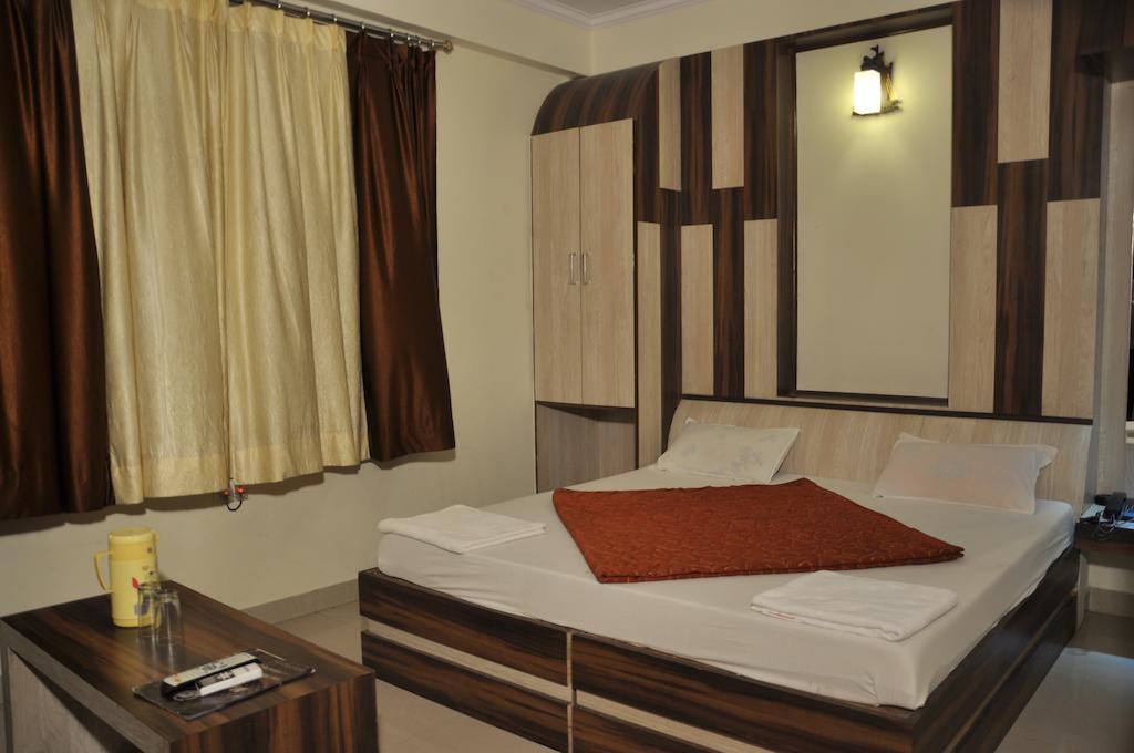 Hotel Metro Jaipur Ngoại thất bức ảnh
