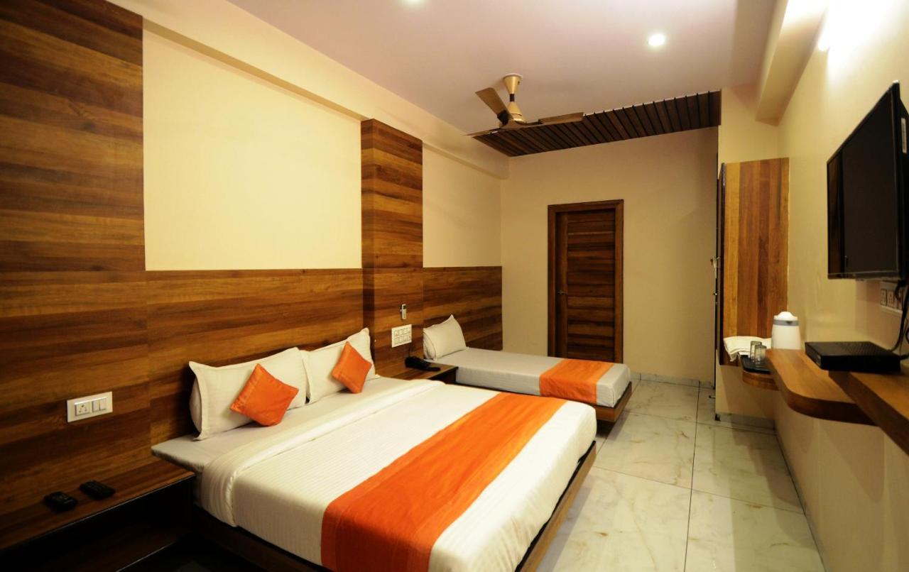 Hotel Metro Jaipur Ngoại thất bức ảnh