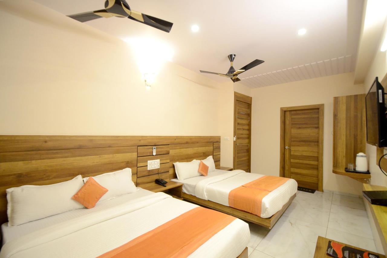 Hotel Metro Jaipur Ngoại thất bức ảnh
